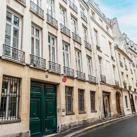 Saint-germain 110 M2 Parisien, Poutres Piano Paříž